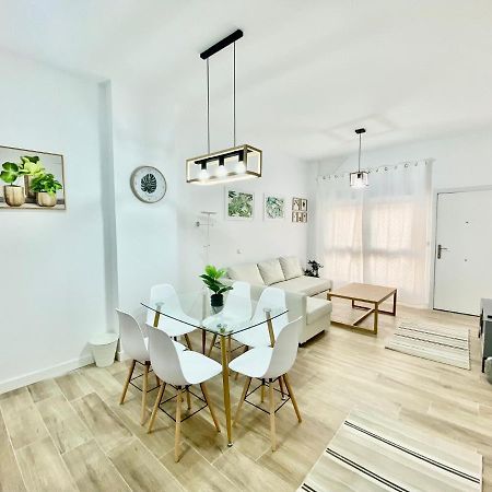 Puente Praga Aparment Lejlighed Madrid Eksteriør billede