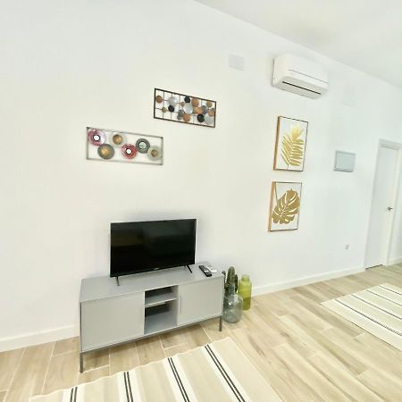 Puente Praga Aparment Lejlighed Madrid Eksteriør billede