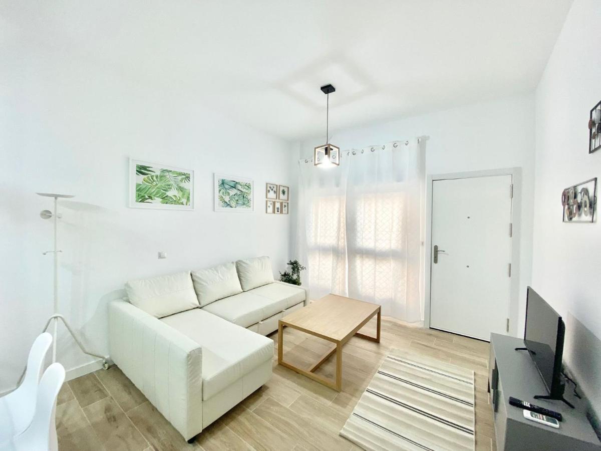 Puente Praga Aparment Lejlighed Madrid Eksteriør billede