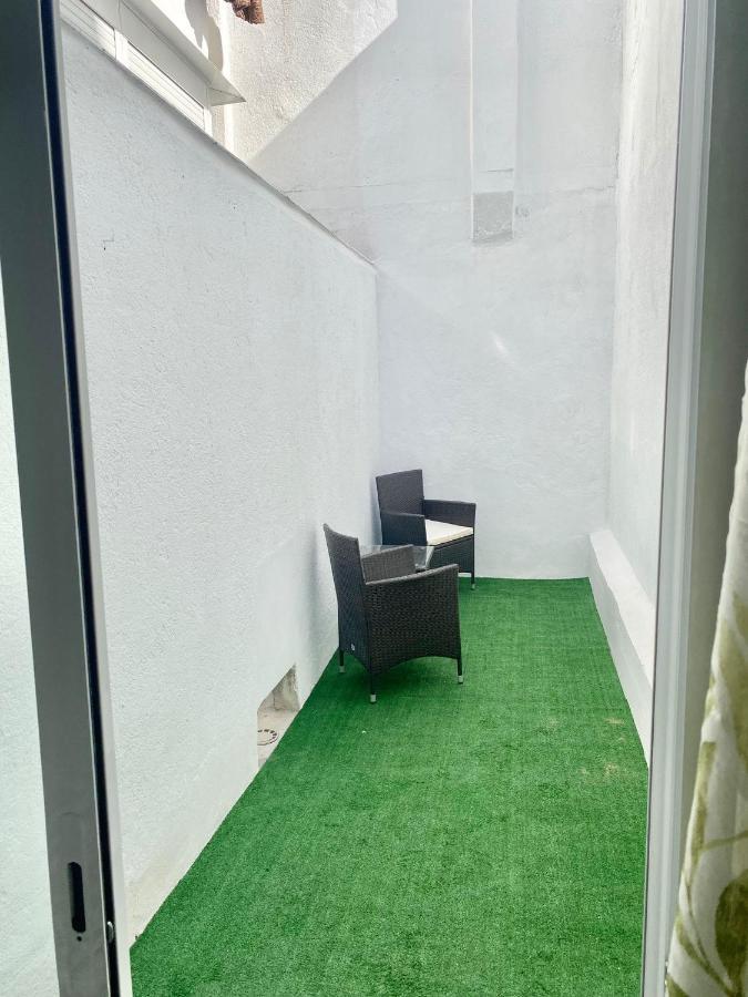Puente Praga Aparment Lejlighed Madrid Eksteriør billede